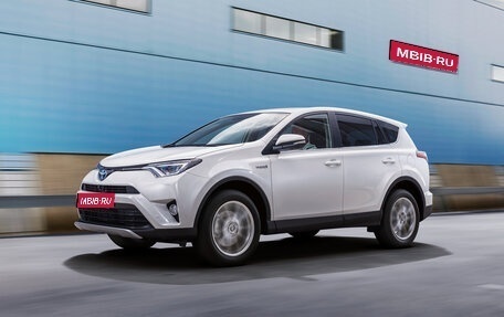 Toyota RAV4, 2016 год, 2 295 000 рублей, 1 фотография