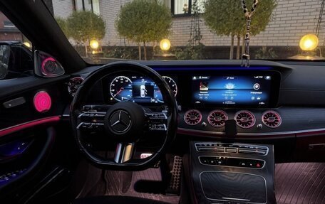 Mercedes-Benz E-Класс, 2020 год, 3 990 000 рублей, 7 фотография