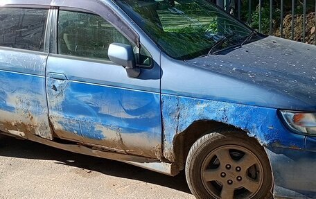Nissan Rnessa, 1999 год, 150 000 рублей, 2 фотография