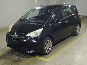 Toyota Ractis II, 2011 год, 915 000 рублей, 1 фотография