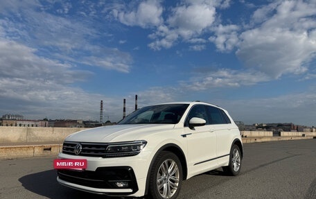 Volkswagen Tiguan II, 2019 год, 2 700 000 рублей, 10 фотография