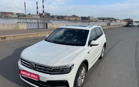 Volkswagen Tiguan II, 2019 год, 2 700 000 рублей, 13 фотография