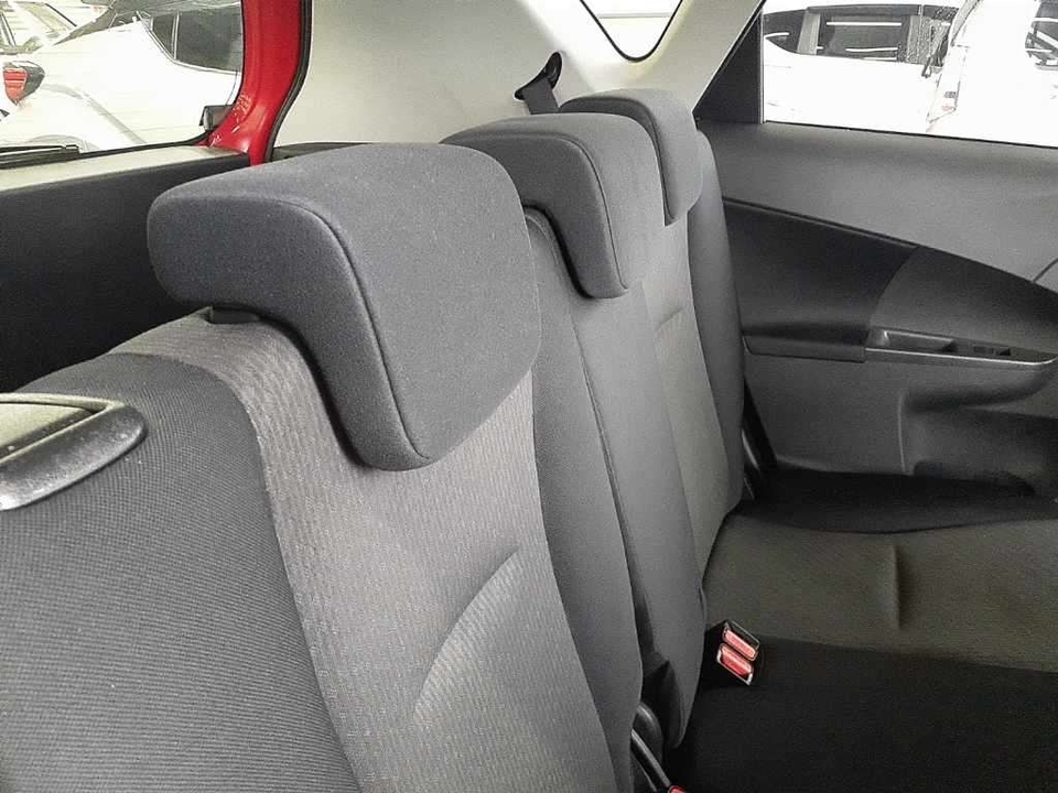 Toyota Ractis II, 2014 год, 1 038 000 рублей, 11 фотография