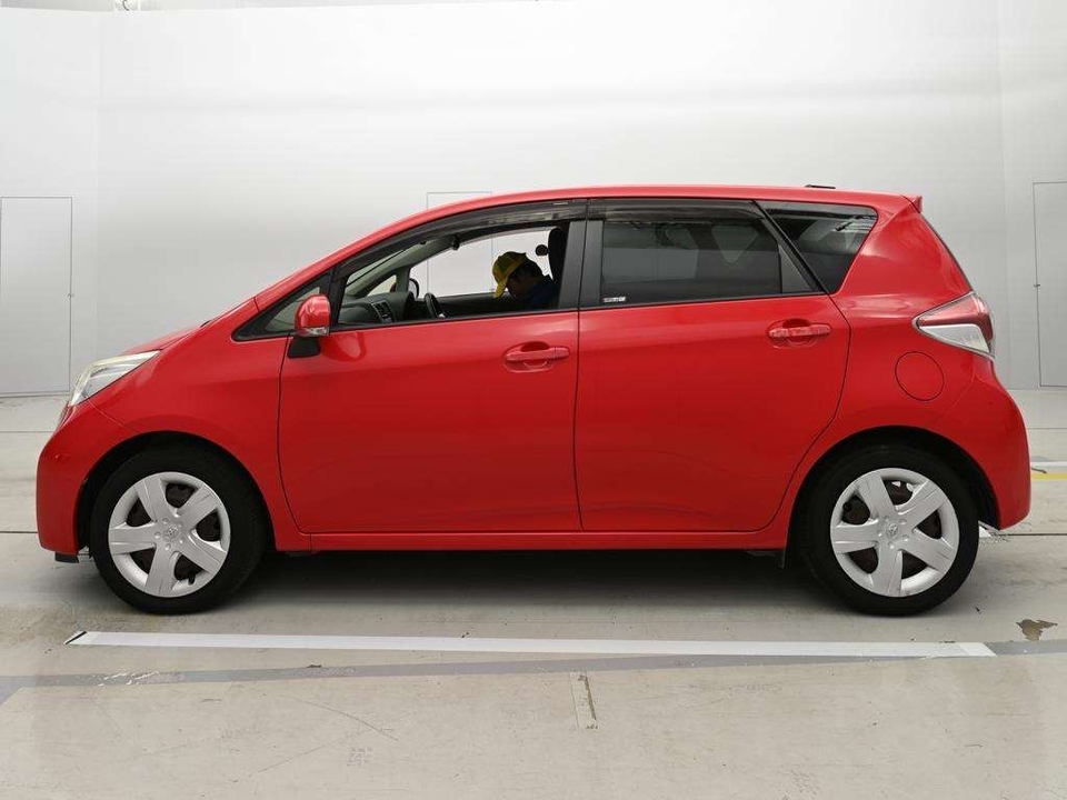 Toyota Ractis II, 2014 год, 1 038 000 рублей, 4 фотография