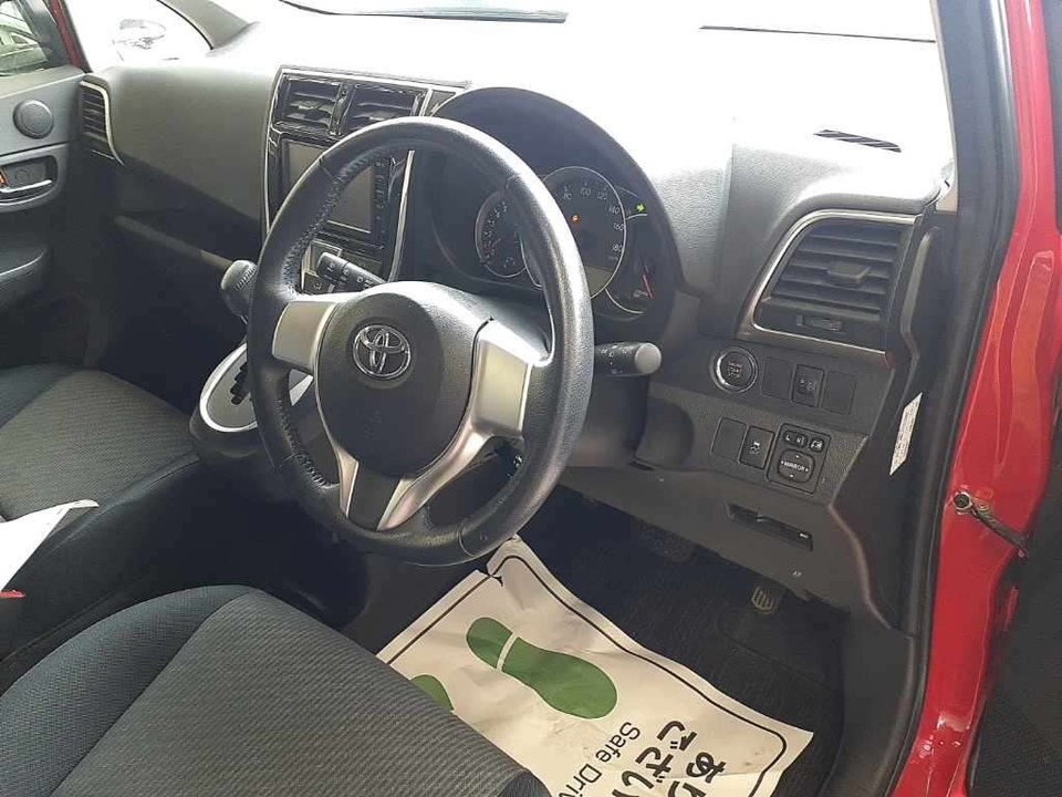 Toyota Ractis II, 2014 год, 1 038 000 рублей, 9 фотография