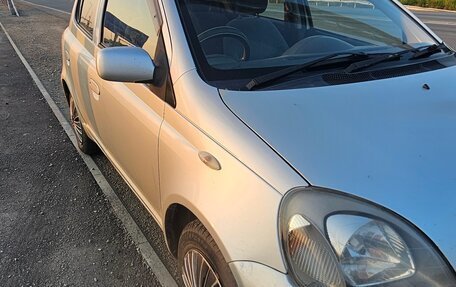Toyota Vitz, 2000 год, 310 000 рублей, 2 фотография