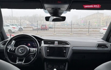 Volkswagen Tiguan II, 2019 год, 2 700 000 рублей, 16 фотография