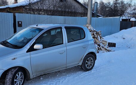 Toyota Vitz, 2000 год, 310 000 рублей, 9 фотография