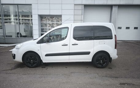 Peugeot Partner II рестайлинг 2, 2022 год, 1 675 000 рублей, 8 фотография