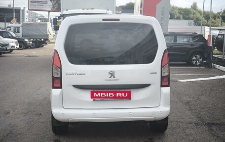 Peugeot Partner II рестайлинг 2, 2022 год, 1 675 000 рублей, 6 фотография