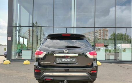 Nissan Pathfinder, 2016 год, 1 650 000 рублей, 7 фотография