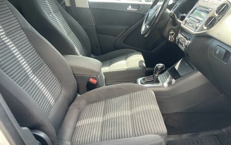 Volkswagen Tiguan I, 2010 год, 919 000 рублей, 9 фотография