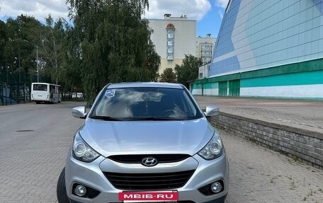 Hyundai ix35 I рестайлинг, 2011 год, 1 090 000 рублей, 2 фотография