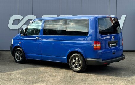 Volkswagen Transporter T5 рестайлинг, 2005 год, 949 000 рублей, 2 фотография