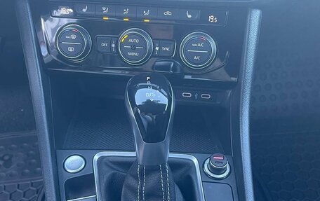 Volkswagen Jetta VII, 2022 год, 2 500 000 рублей, 11 фотография
