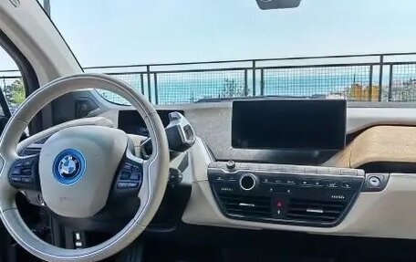 BMW i3 I01 рестайлинг, 2014 год, 1 350 000 рублей, 5 фотография