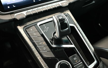 Geely Atlas, 2023 год, 2 400 000 рублей, 18 фотография