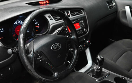 KIA cee'd III, 2015 год, 1 000 000 рублей, 17 фотография