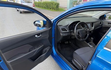 Hyundai Solaris II рестайлинг, 2017 год, 1 420 000 рублей, 8 фотография