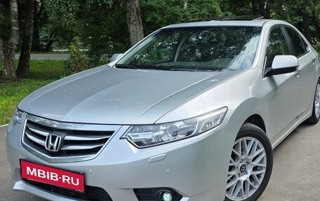Honda Accord VIII рестайлинг, 2011 год, 1 700 000 рублей, 1 фотография
