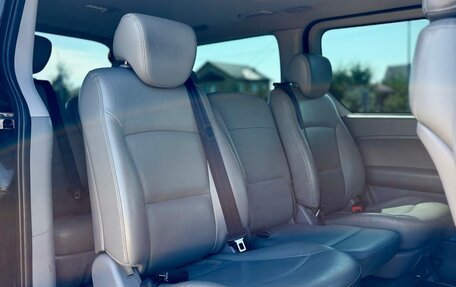 Hyundai Grand Starex Grand Starex I рестайлинг 2, 2013 год, 2 200 000 рублей, 7 фотография