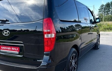 Hyundai Grand Starex Grand Starex I рестайлинг 2, 2013 год, 2 200 000 рублей, 14 фотография