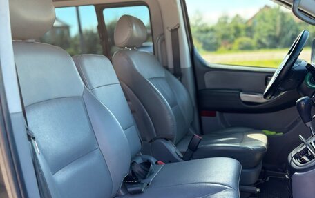 Hyundai Grand Starex Grand Starex I рестайлинг 2, 2013 год, 2 200 000 рублей, 18 фотография