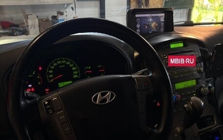 Hyundai Grand Starex Grand Starex I рестайлинг 2, 2013 год, 2 200 000 рублей, 22 фотография