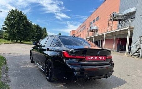 BMW 3 серия, 2019 год, 3 100 000 рублей, 14 фотография