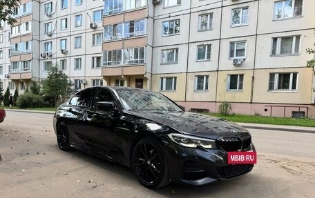 BMW 3 серия, 2019 год, 3 100 000 рублей, 28 фотография