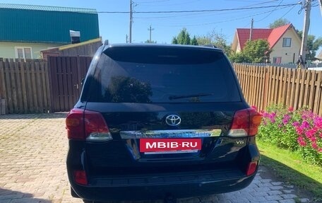 Toyota Land Cruiser 200, 2012 год, 3 300 000 рублей, 3 фотография