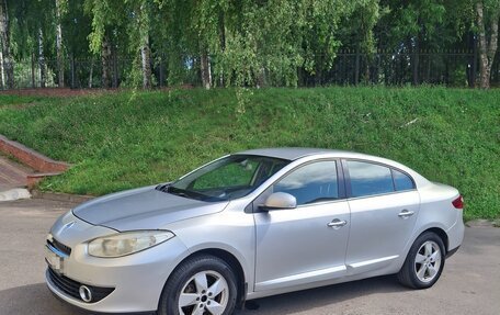 Renault Fluence I, 2011 год, 549 000 рублей, 2 фотография