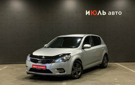 KIA cee'd I рестайлинг, 2011 год, 835 000 рублей, 2 фотография