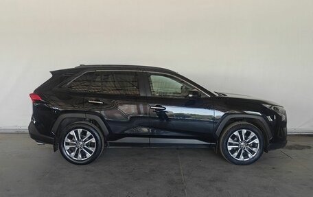 Toyota RAV4, 2022 год, 2 850 000 рублей, 4 фотография