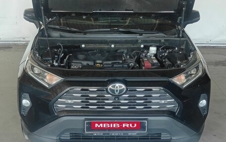 Toyota RAV4, 2022 год, 2 850 000 рублей, 9 фотография