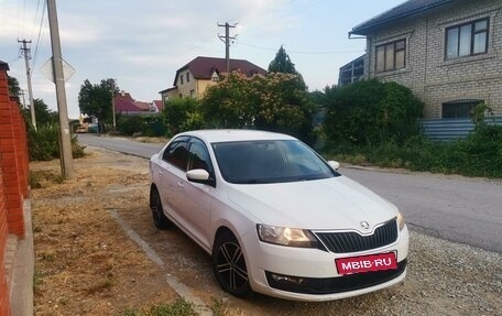 Skoda Rapid I, 2018 год, 950 000 рублей, 2 фотография