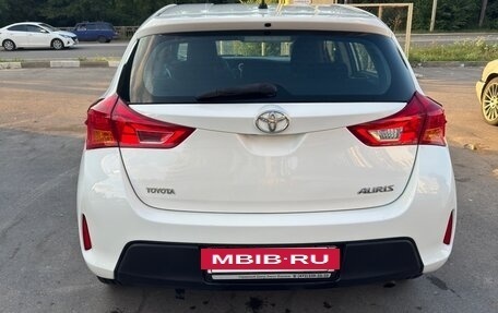 Toyota Auris II, 2013 год, 1 200 000 рублей, 2 фотография