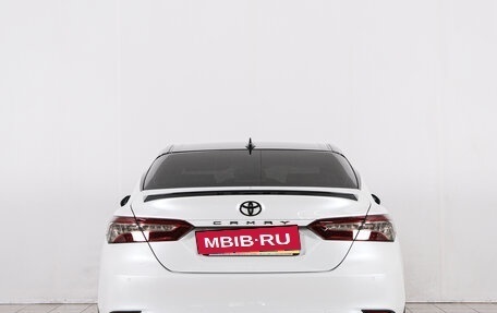 Toyota Camry, 2020 год, 3 599 000 рублей, 6 фотография