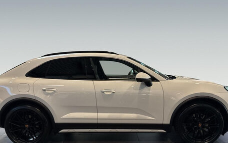 Porsche Macan, 2026 год, 9 550 000 рублей, 11 фотография