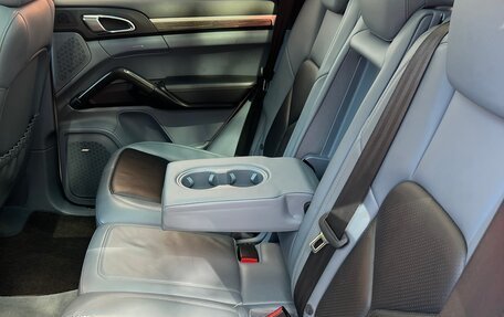 Porsche Cayenne III, 2013 год, 2 250 000 рублей, 15 фотография