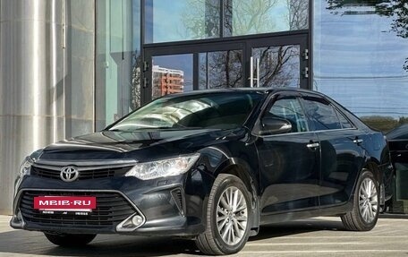 Toyota Camry, 2016 год, 1 900 000 рублей, 11 фотография