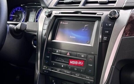 Toyota Camry, 2016 год, 1 900 000 рублей, 8 фотография