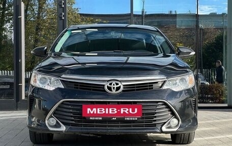 Toyota Camry, 2016 год, 1 900 000 рублей, 5 фотография