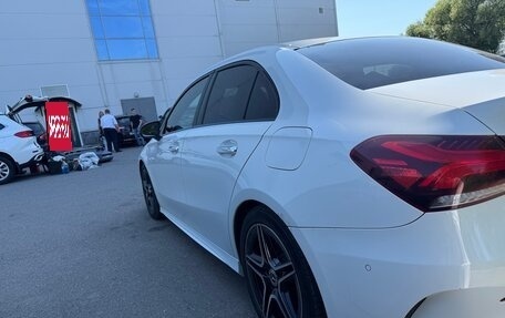 Mercedes-Benz A-Класс, 2021 год, 2 450 000 рублей, 4 фотография