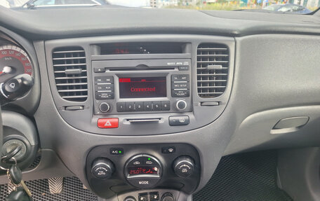 KIA Rio II, 2011 год, 500 000 рублей, 11 фотография