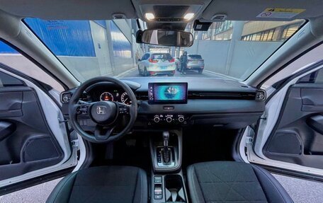 Honda Vezel, 2023 год, 2 550 000 рублей, 8 фотография