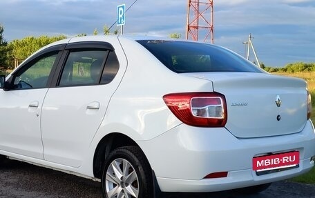 Renault Logan II, 2018 год, 617 000 рублей, 2 фотография