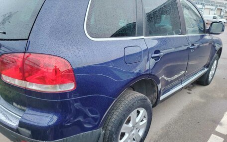 Volkswagen Touareg III, 2004 год, 800 000 рублей, 2 фотография