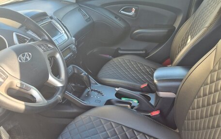 Hyundai ix35 I рестайлинг, 2012 год, 950 000 рублей, 5 фотография