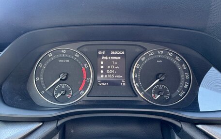 Skoda Octavia IV, 2021 год, 1 800 000 рублей, 28 фотография